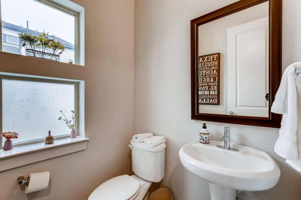 Fam Friendly 5 Bed Home Blocks To Pearl/Riverwalk! San Antonio Eksteriør billede
